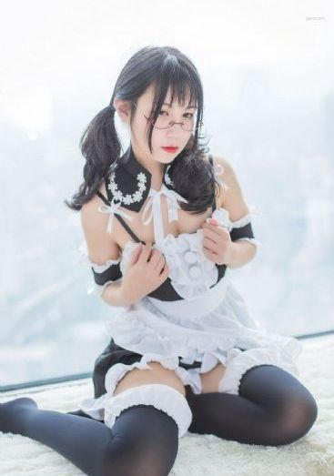 《请叫我英雄》丧尸电影
