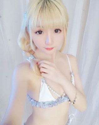 美丽的小蜜桃9