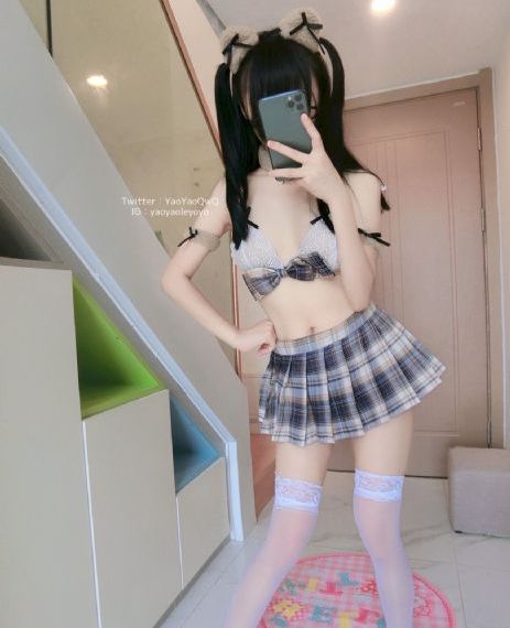 诱人的老师在线观看