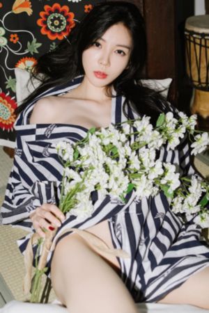 漂亮女保姆