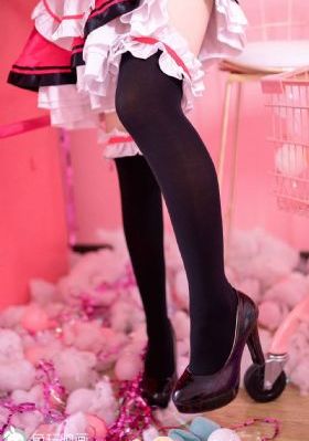 朋友年轻的妈妈