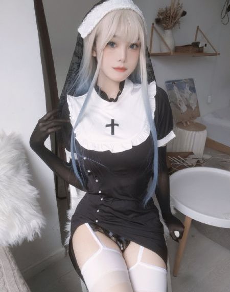 动漫内衣办公室在线观看