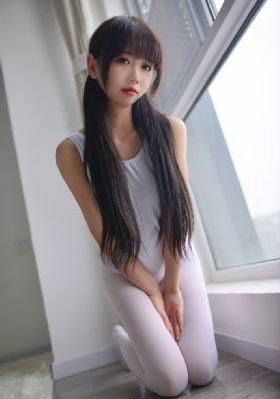 王后伞下
