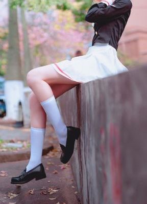 吻狼之问题少女电影