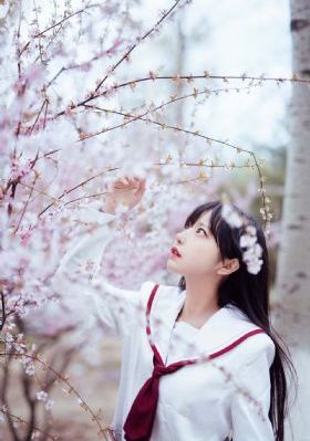 三个男人添一个女人p的视频