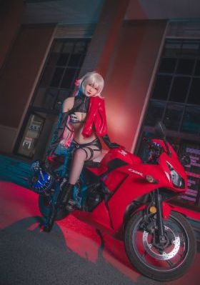 使徒行者2女保镖电影版