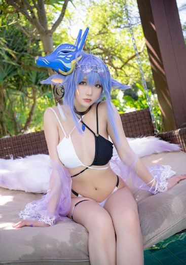 免费看美女的逼